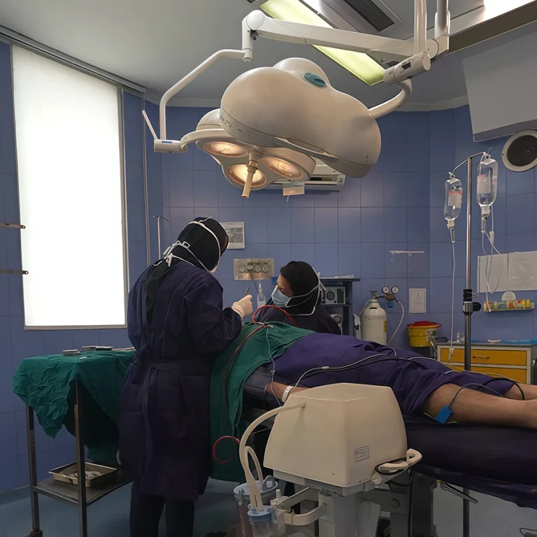 هزینه عمل بینی مردانه